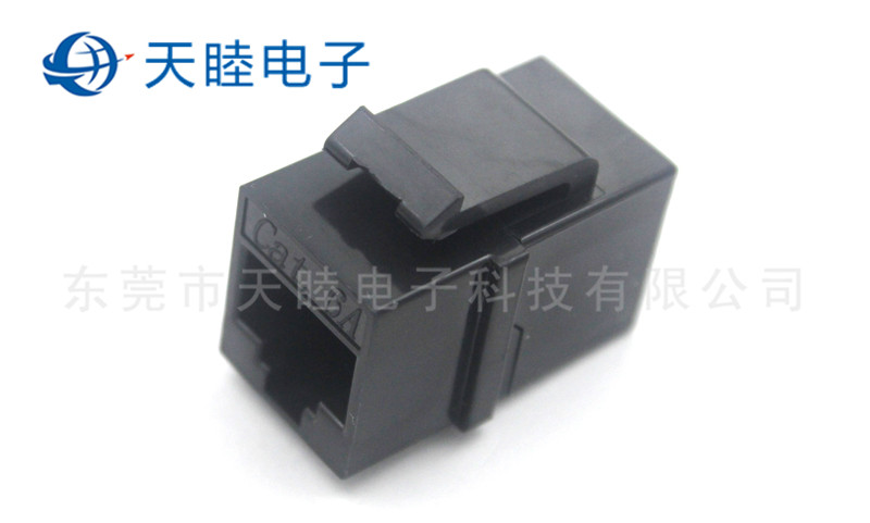RJ45网络连接器高清图片