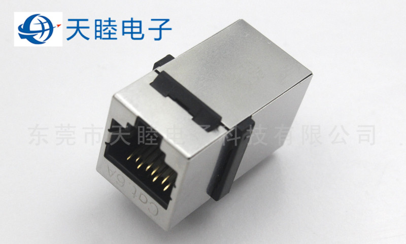 RJ45网络连接器高清图片